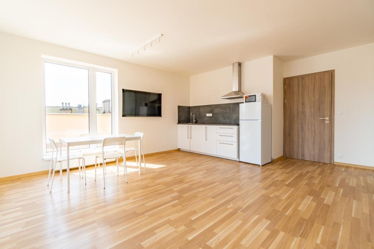 Penthouse # 81 With Panoramic City View In Elite Rezidence With Free Parking Apartment Prague Exterior photo